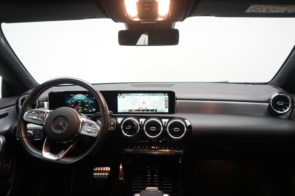 Mercedes-Benz CLA 200 2020