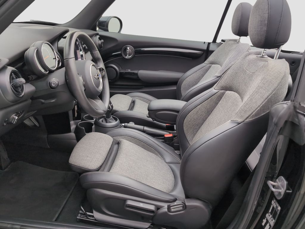 MINI Cooper Cabrio 2022