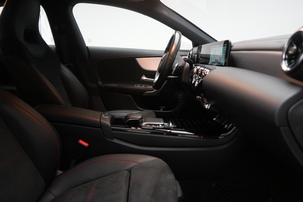 Mercedes-Benz CLA 200 2020