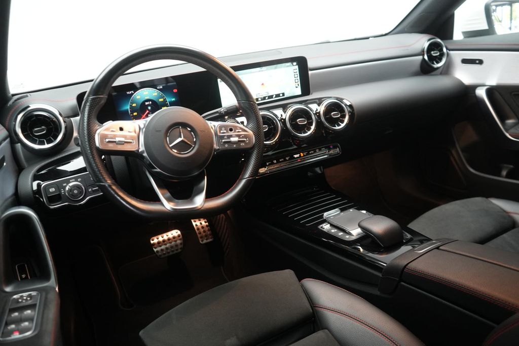 Mercedes-Benz CLA 200 2020
