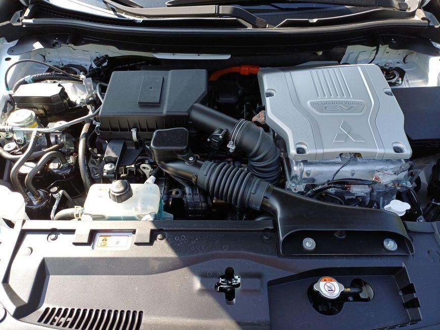 Mitsubishi Eclipse Cross 2025