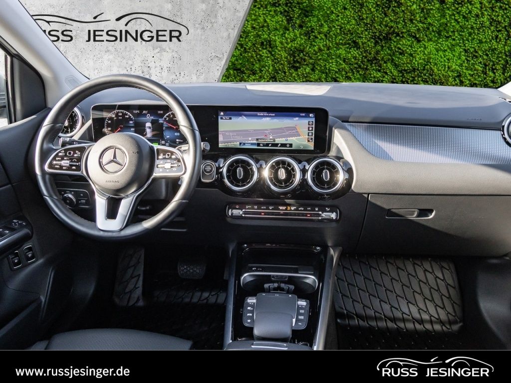 Mercedes-Benz B 250 2022