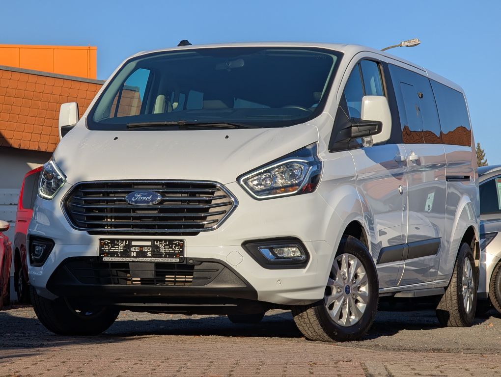 Ford Tourneo Custom 2020