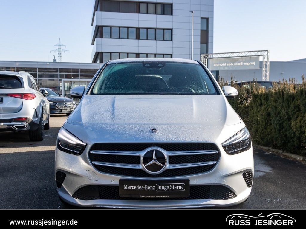 Mercedes-Benz B 250 2022
