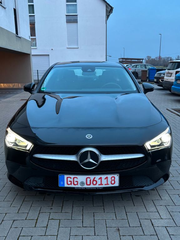 Mercedes-Benz CLA 180 2021