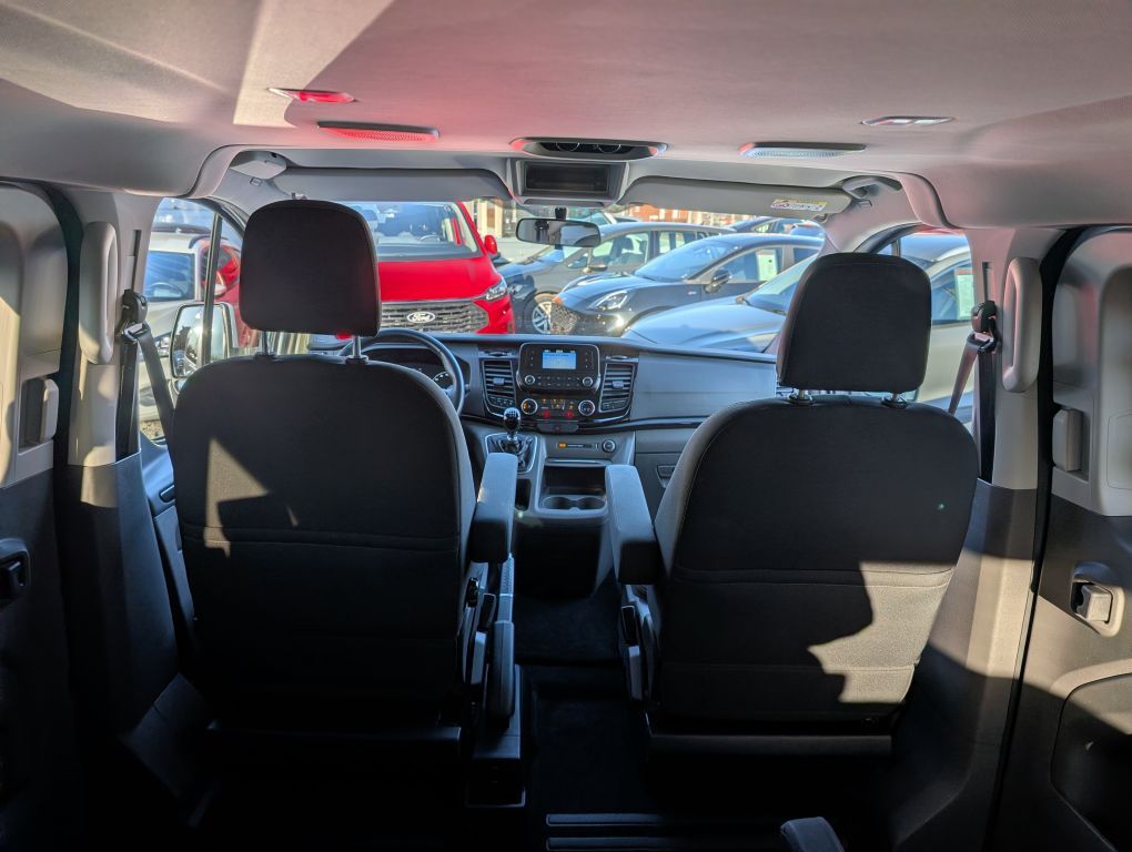 Ford Tourneo Custom 2020