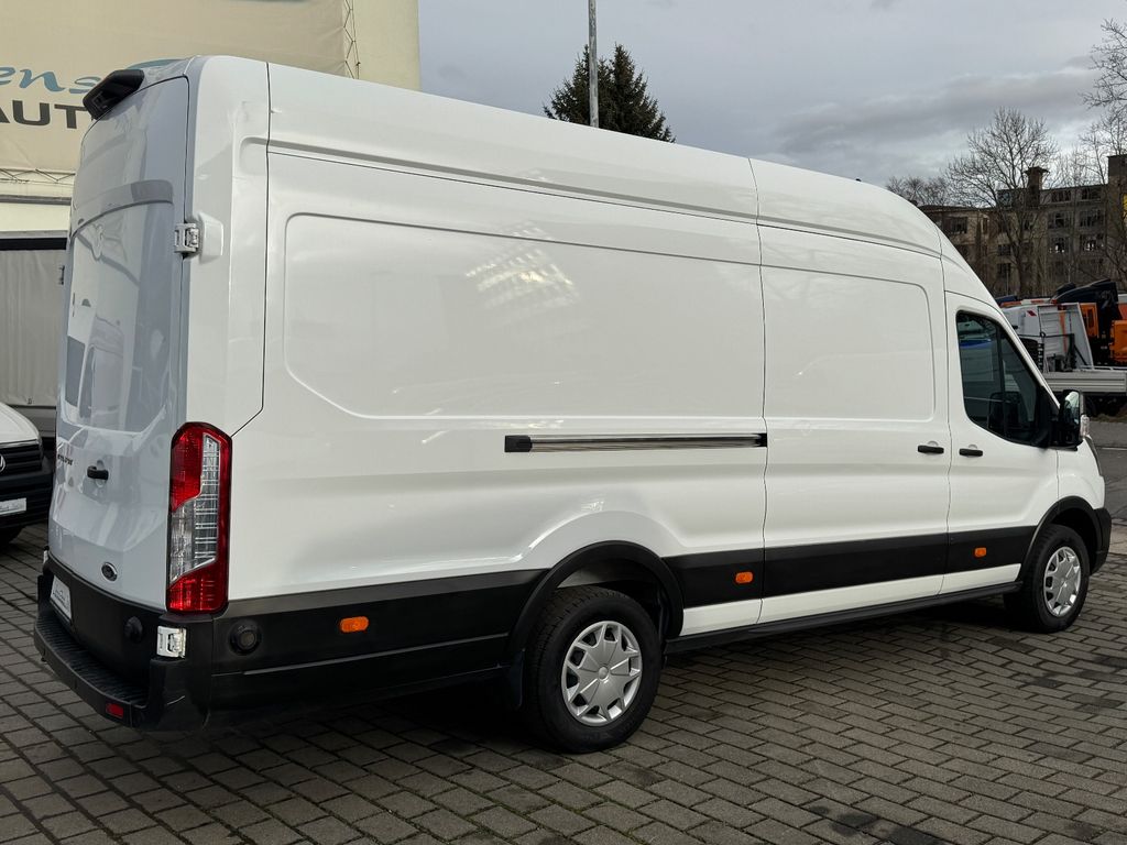 Ford Transit 2022