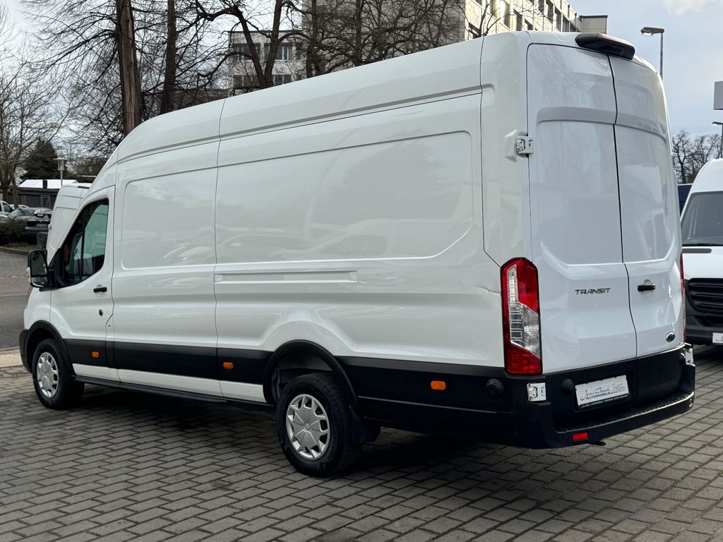 Ford Transit 2022