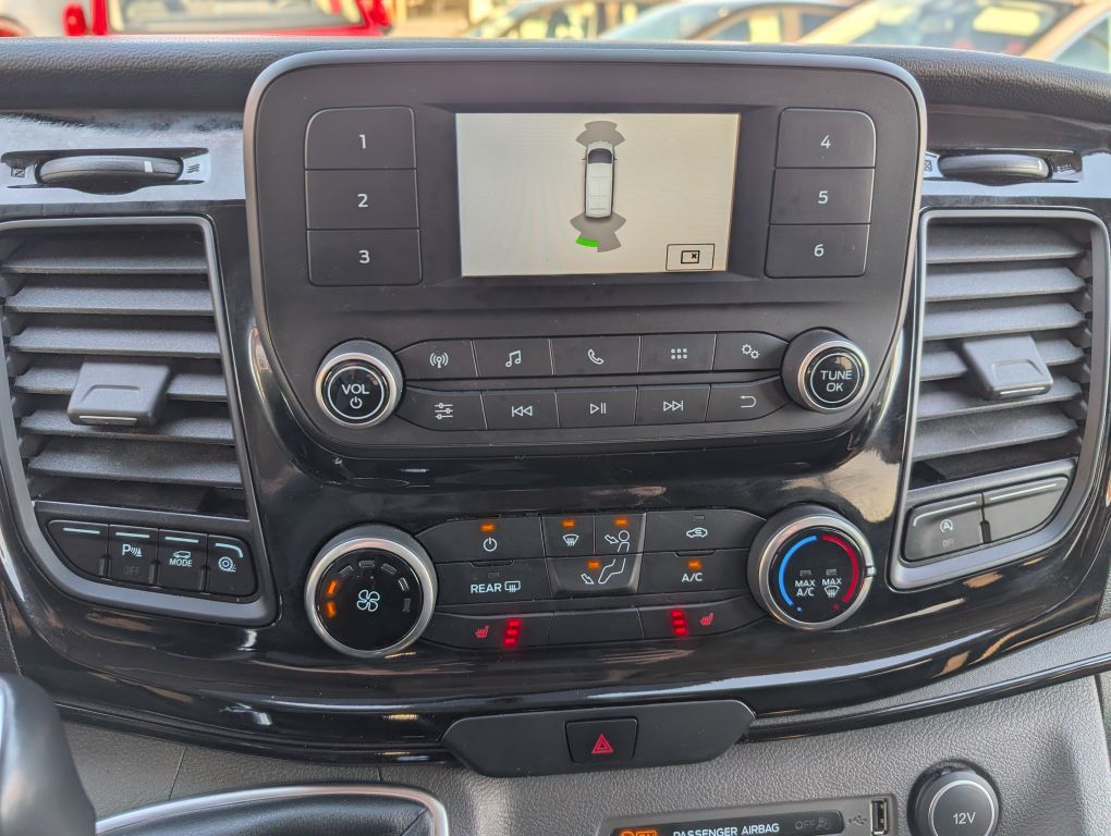 Ford Tourneo Custom 2020