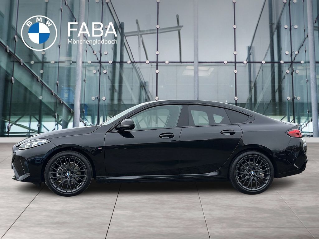 BMW 218 2024