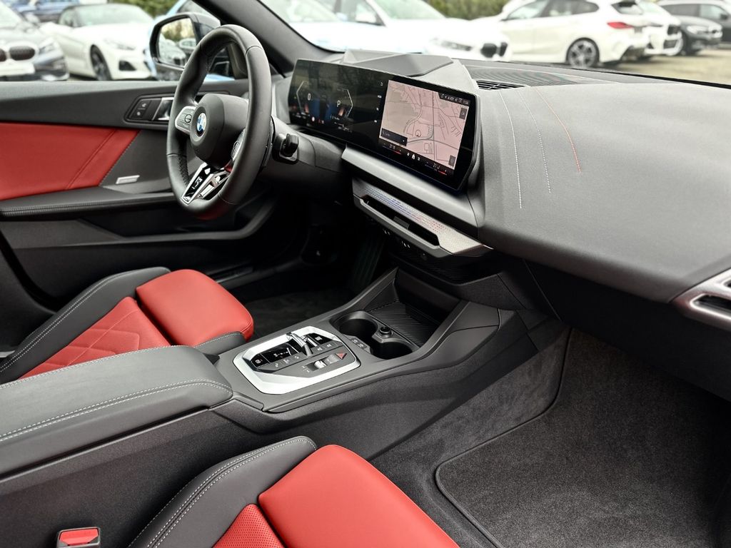 BMW 218 2024