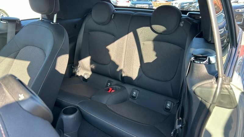 MINI Cooper Cabrio 2022