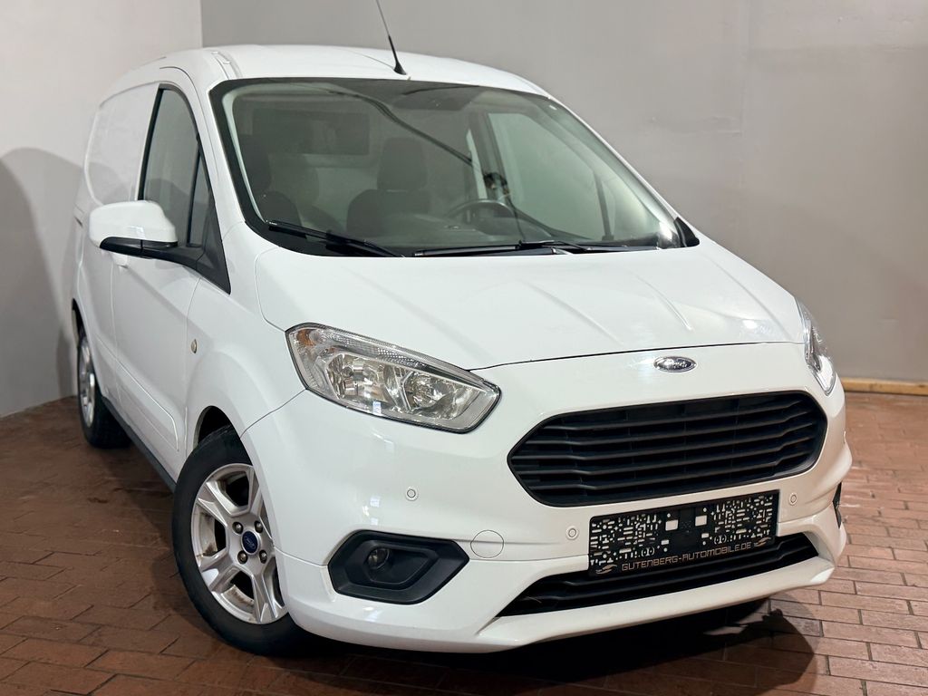 Ford Transit Courier 2021