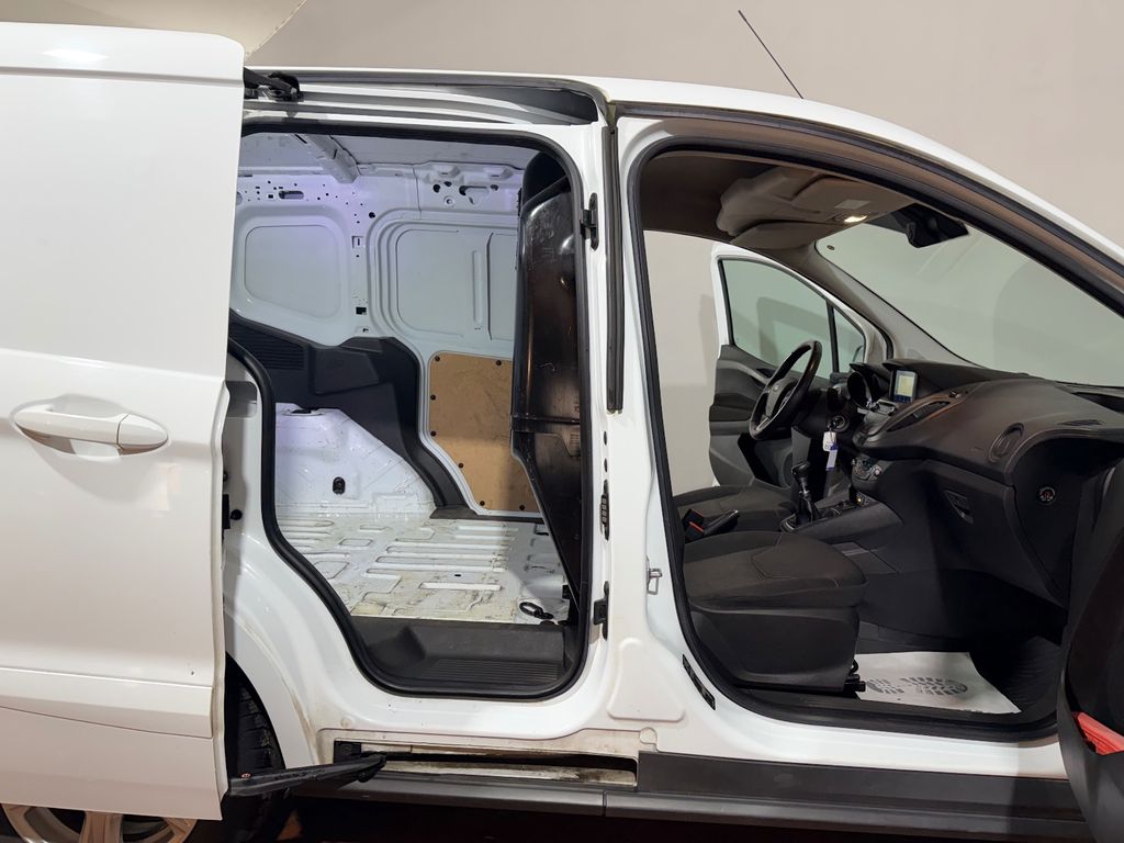 Ford Transit Courier 2021