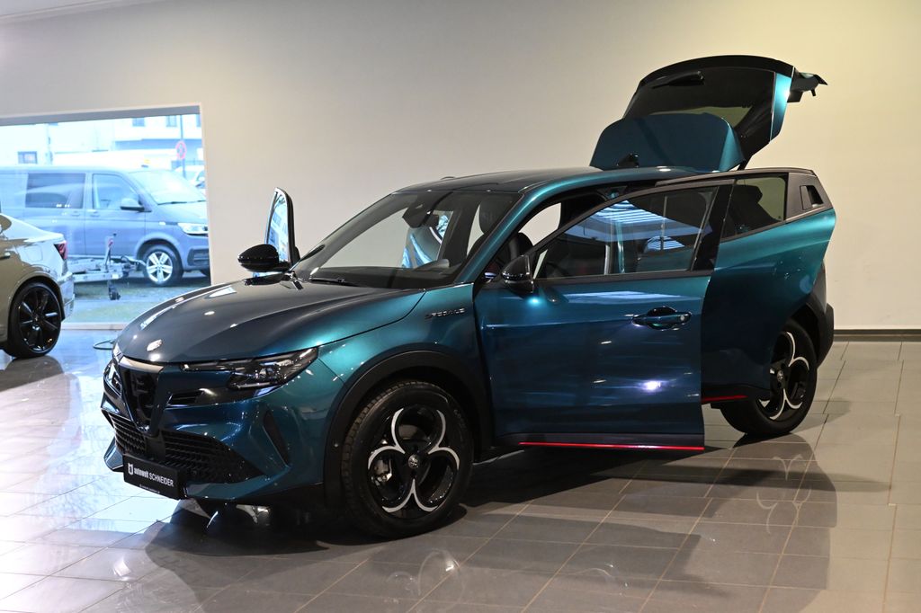 Alfa Romeo Junior 2024