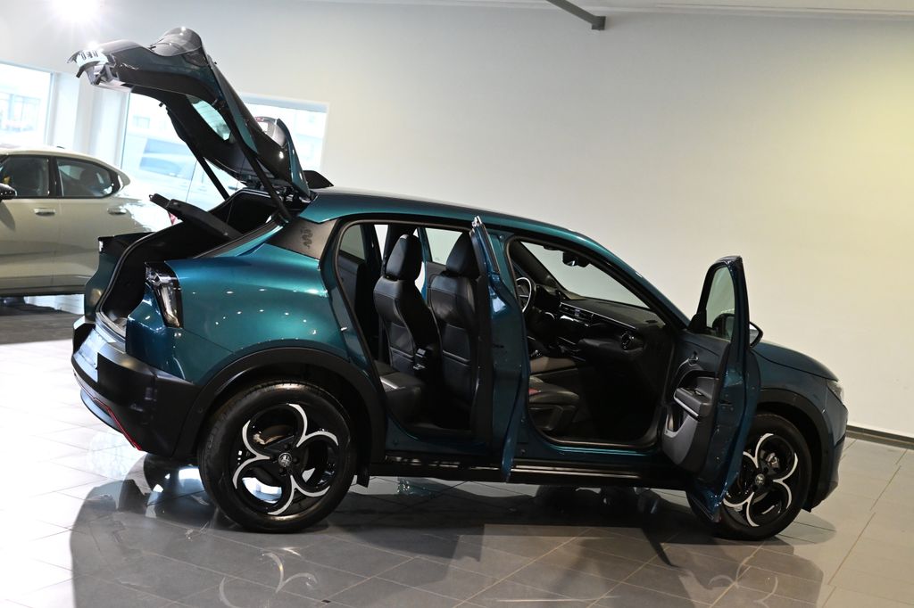 Alfa Romeo Junior 2024