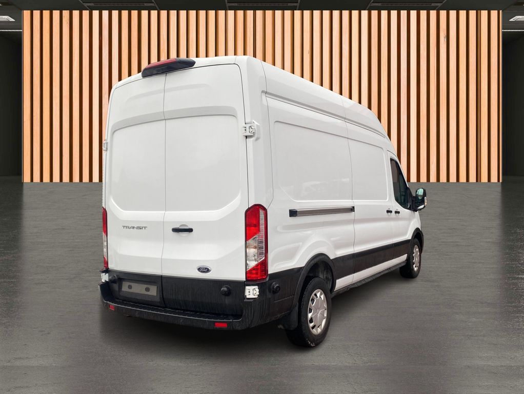 Ford Transit 2024