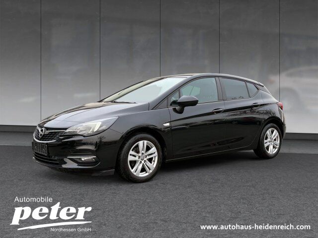 Opel Astra 2021
