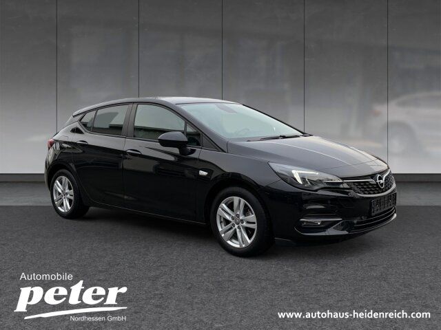 Opel Astra 2021