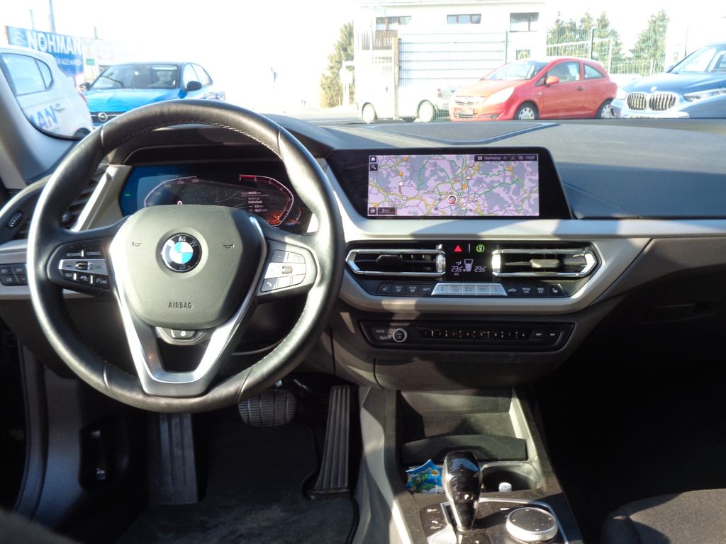 BMW 218 Gran Coupé 2024