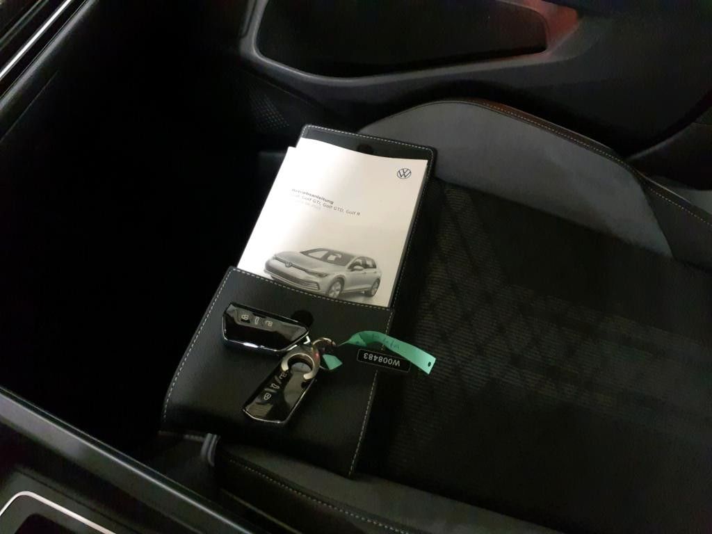 Volkswagen Golf 2021