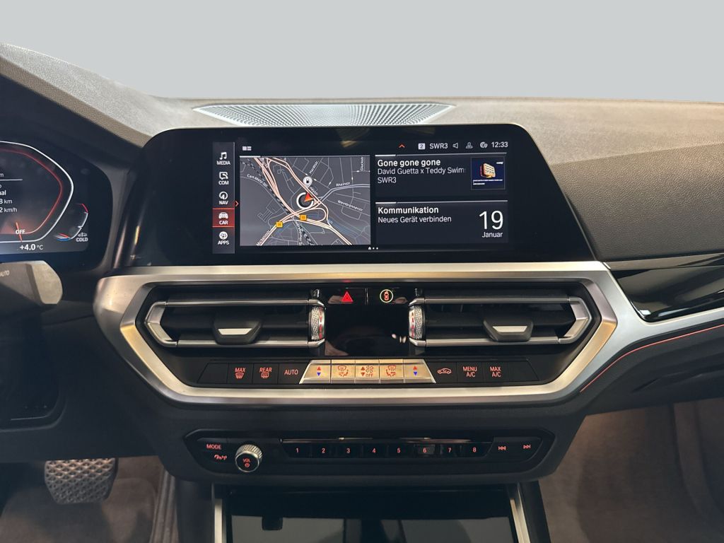 BMW 318 2021