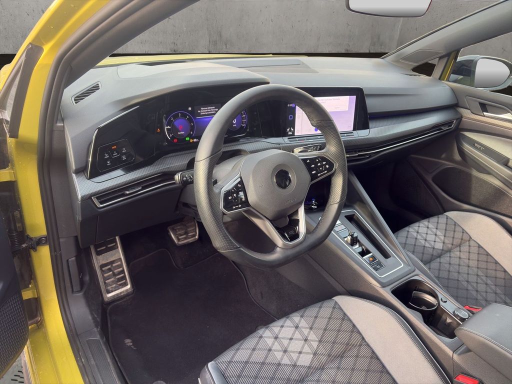 Volkswagen Golf 2021