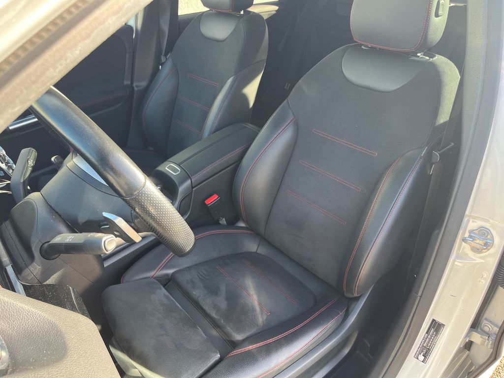 Mercedes-Benz B 250 2021