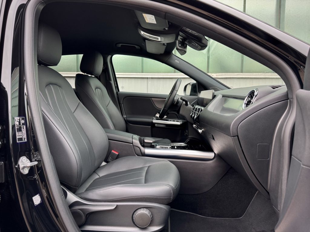 Mercedes-Benz GLA 200 2022