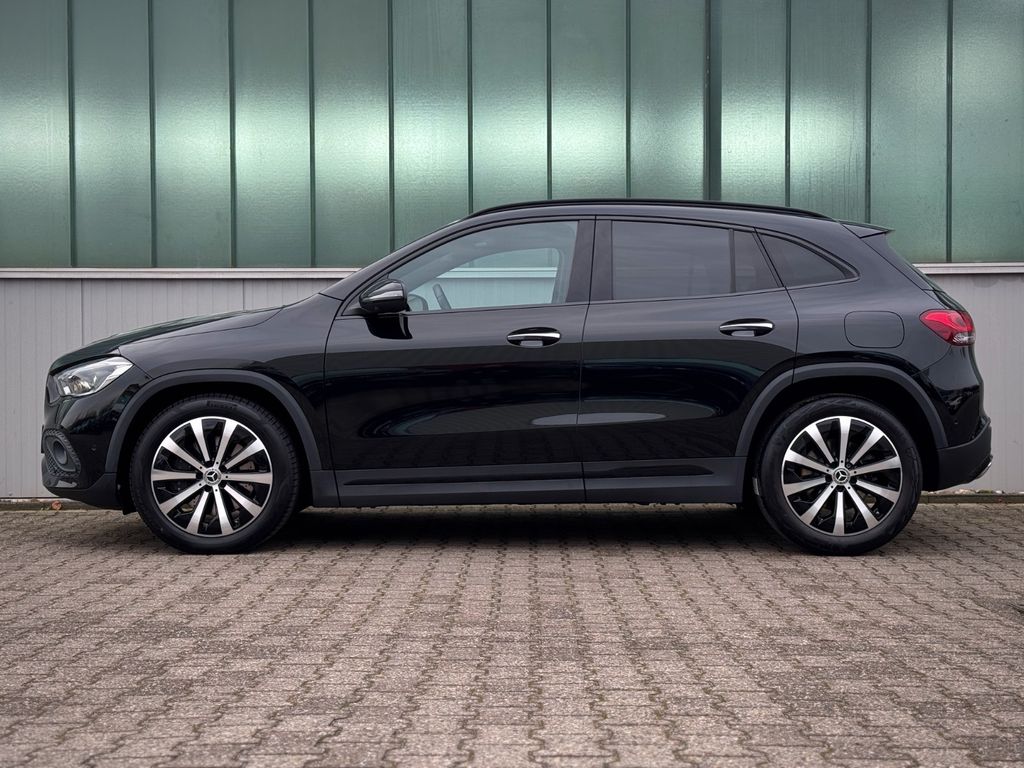 Mercedes-Benz GLA 200 2022