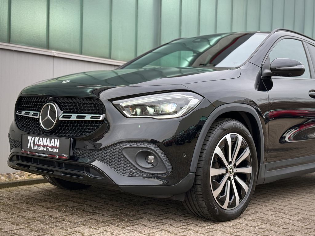 Mercedes-Benz GLA 200 2022