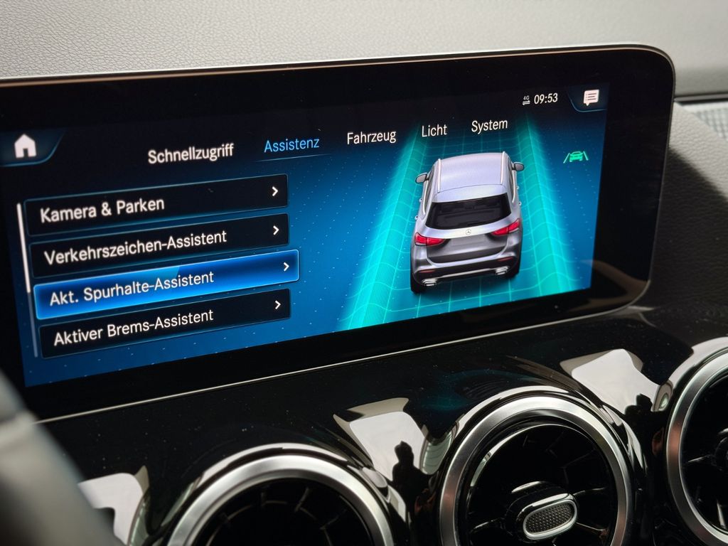 Mercedes-Benz GLA 200 2022