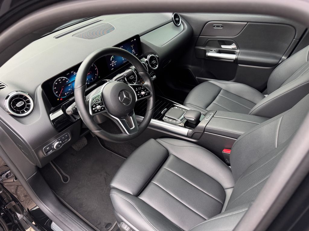 Mercedes-Benz GLA 200 2022