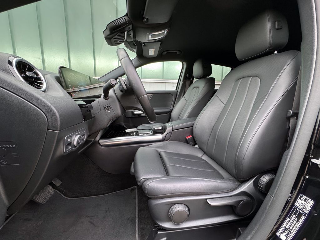 Mercedes-Benz GLA 200 2022