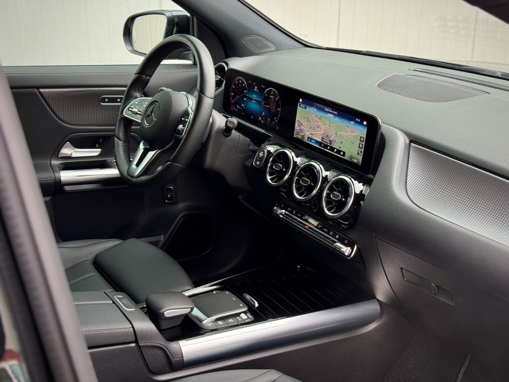 Mercedes-Benz GLA 200 2022