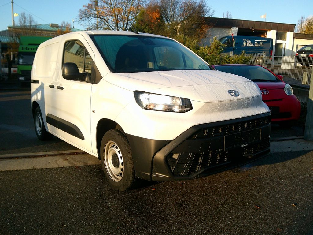 Toyota Proace City 2024