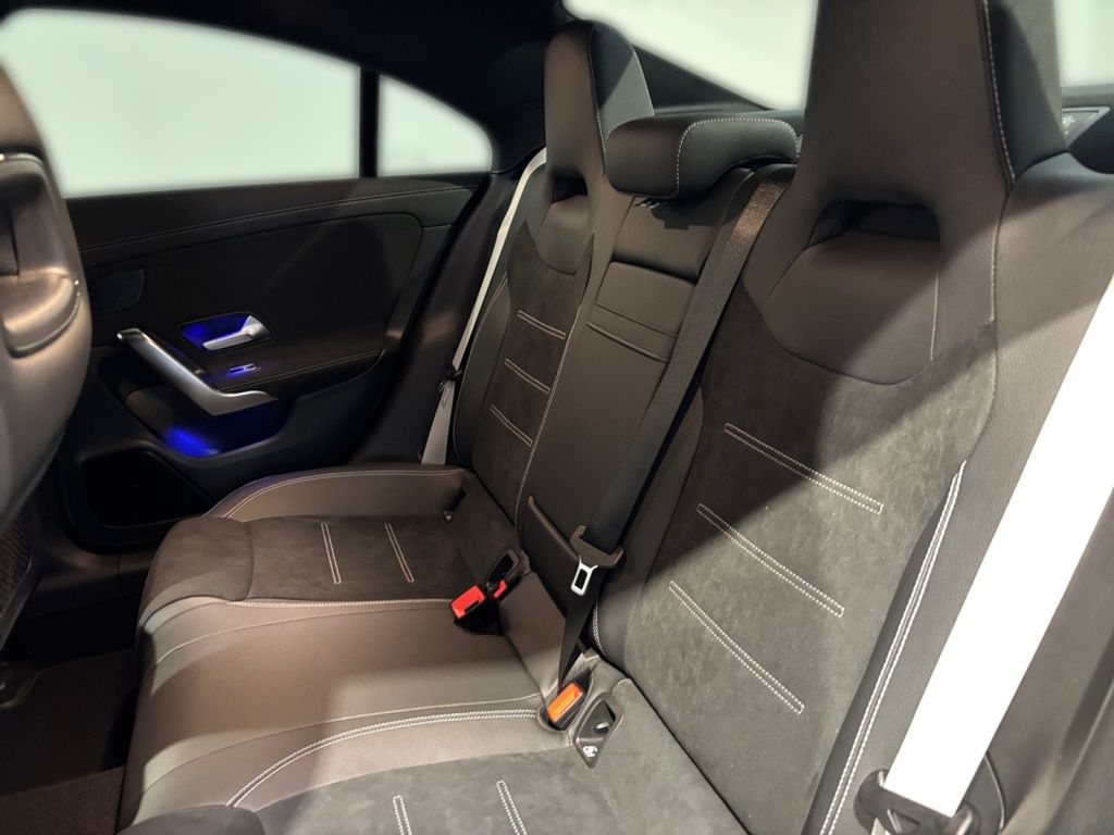 Mercedes-Benz CLA 180 2026