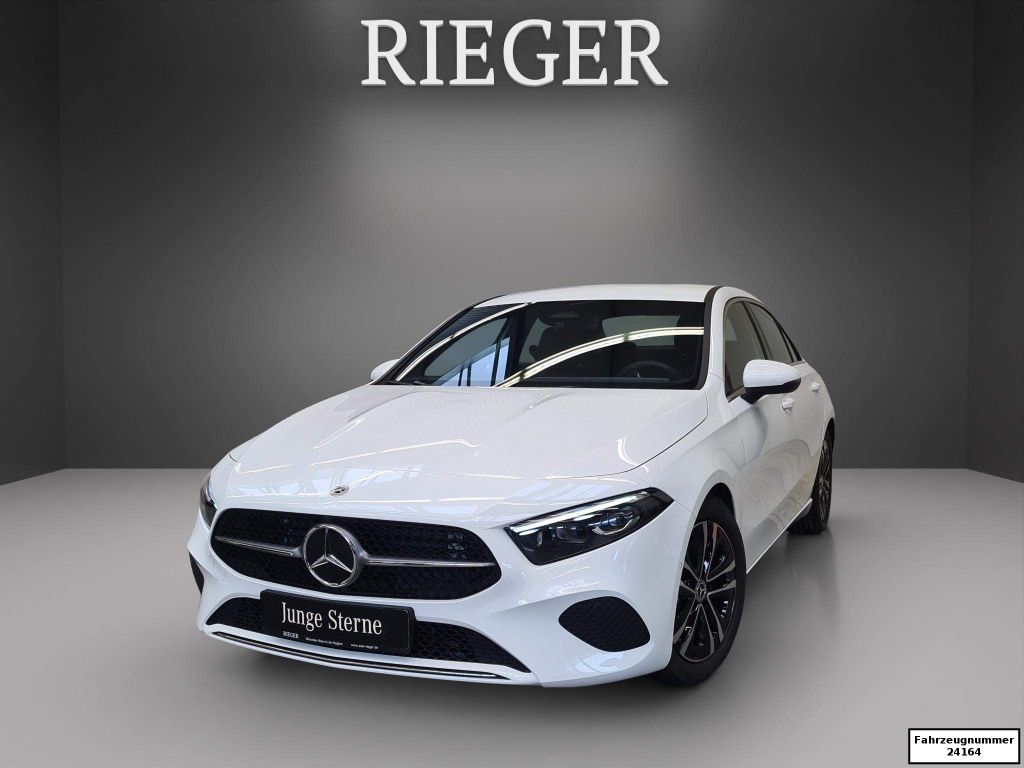 Mercedes-Benz A 180 2025