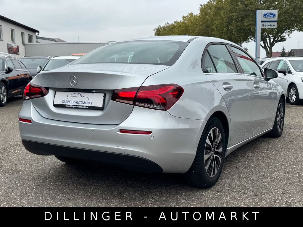 Mercedes-Benz A 180 2022