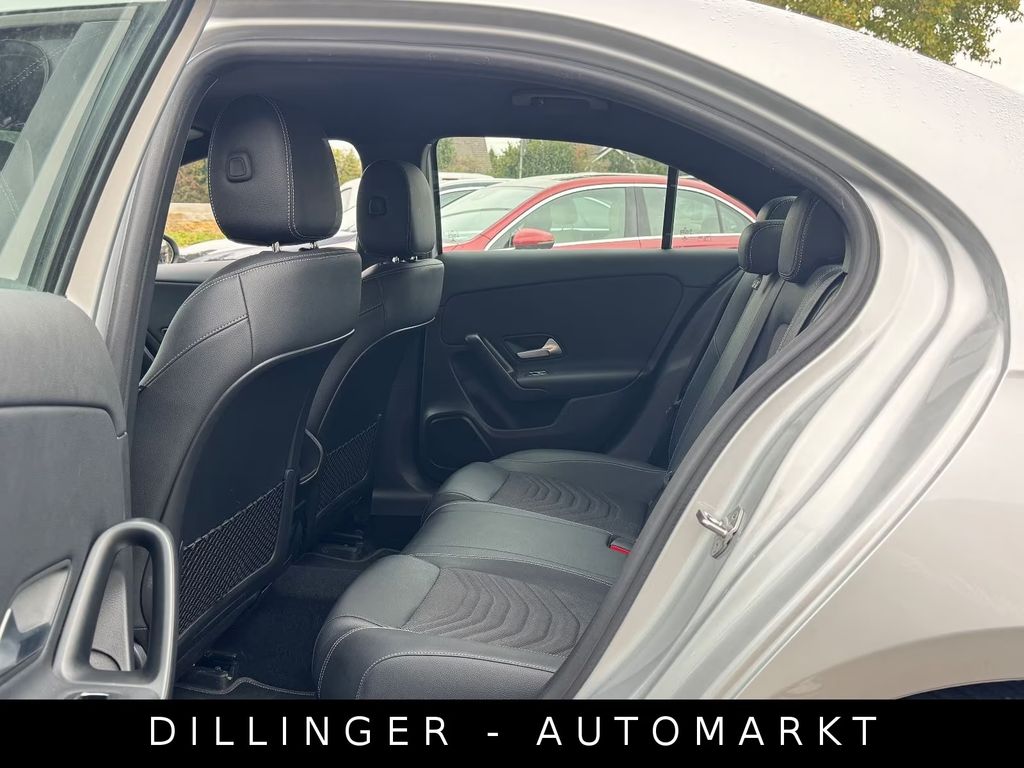 Mercedes-Benz A 180 2022