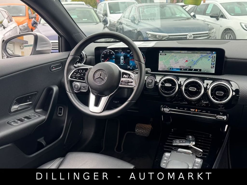 Mercedes-Benz A 180 2022