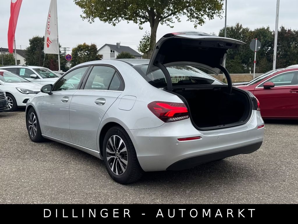Mercedes-Benz A 180 2022