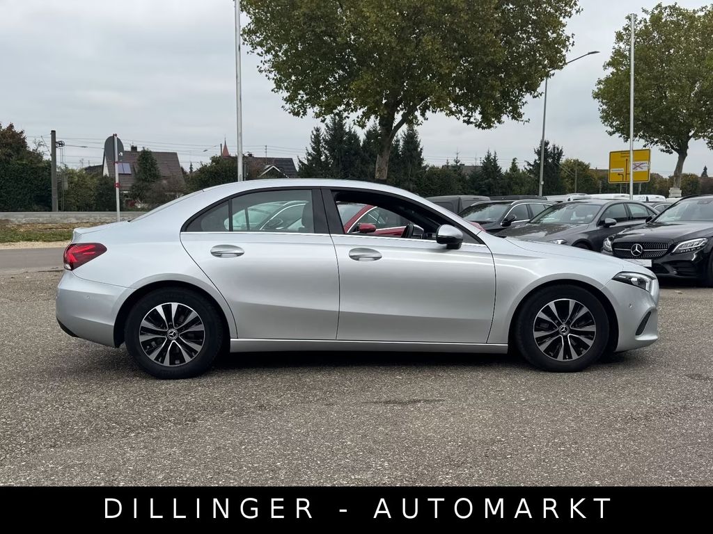 Mercedes-Benz A 180 2022