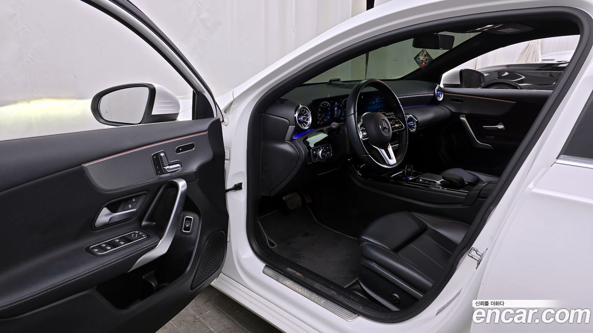 Mercedes-Benz A-Class 2021