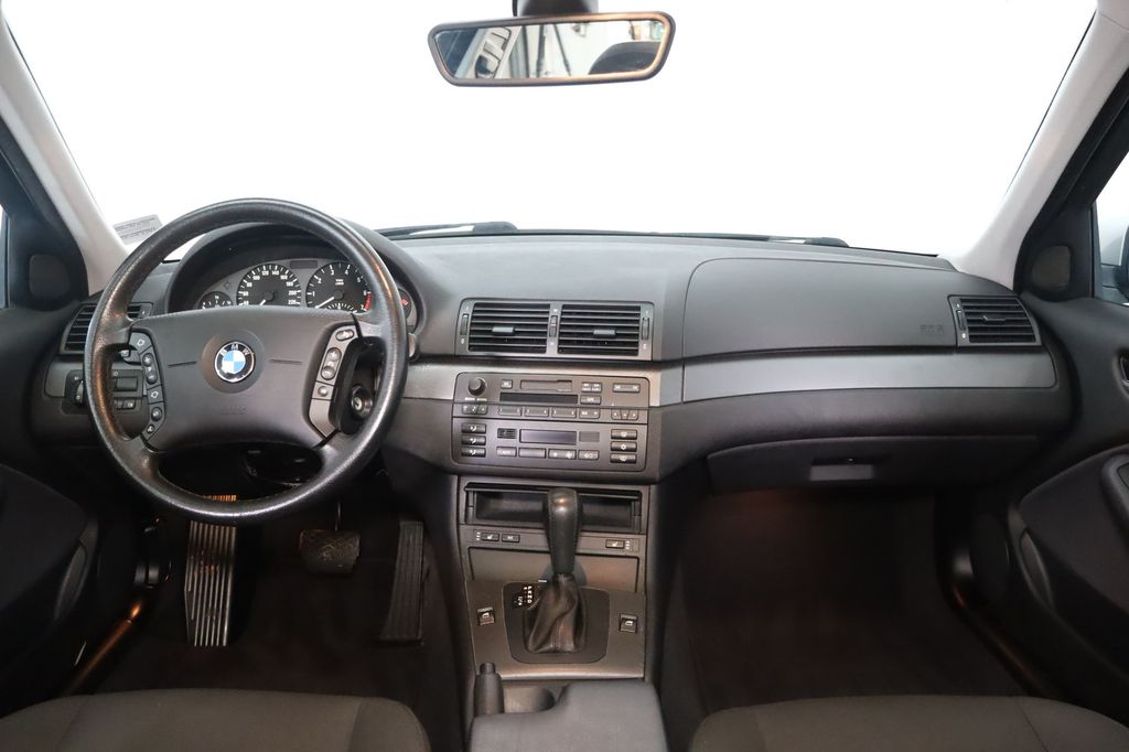 BMW 318 2002