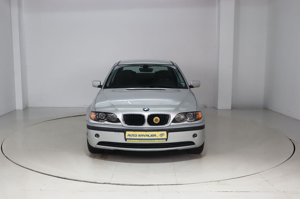 BMW 318 2002