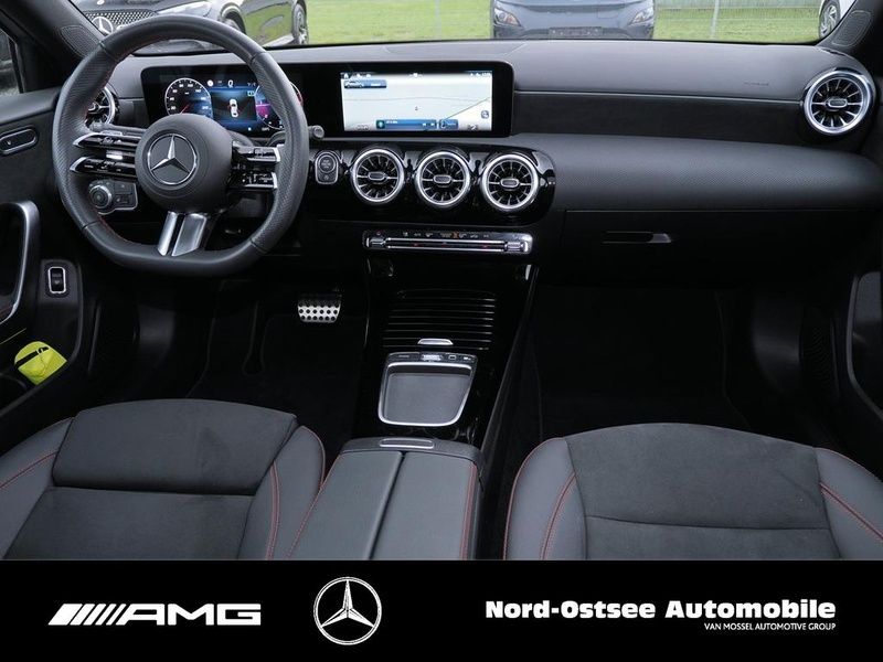 Mercedes-Benz A 200 2025