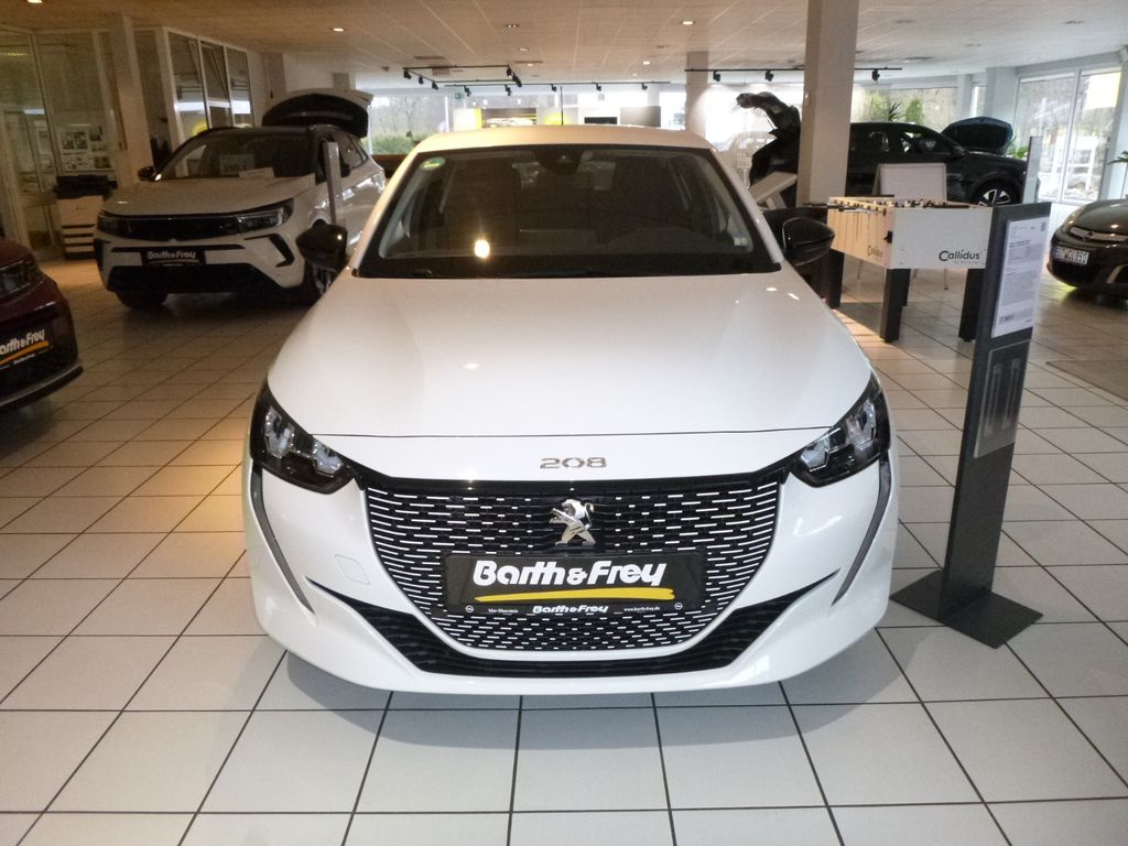 Peugeot e-208 2022