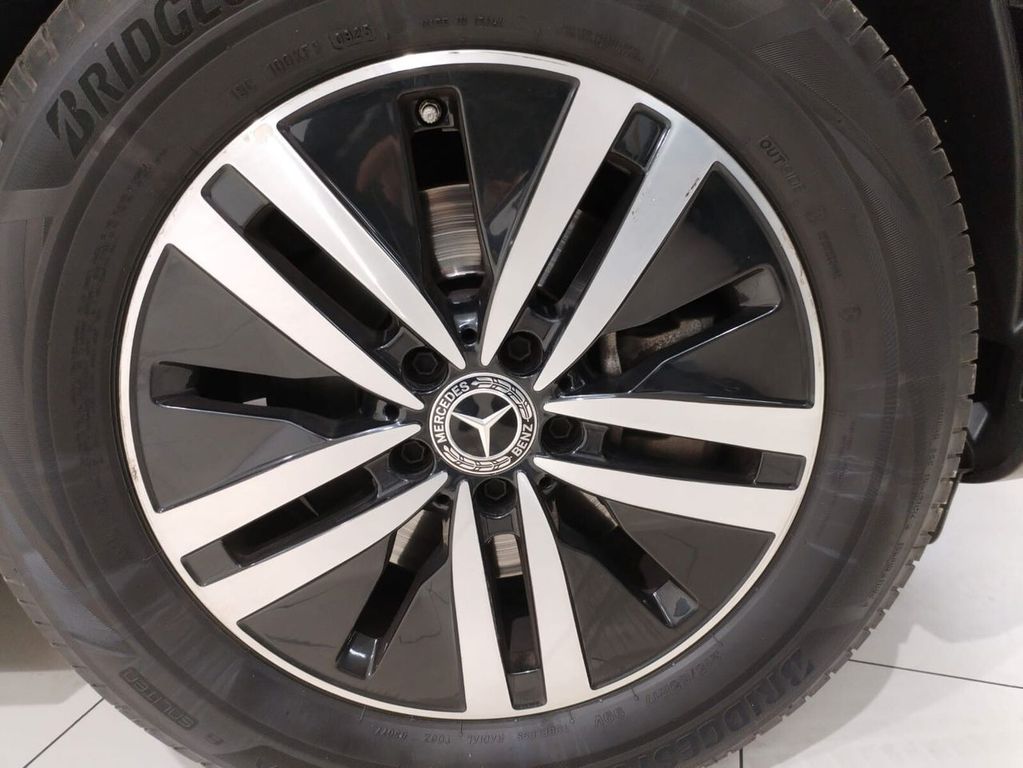 Mercedes-Benz GLB 180 2021