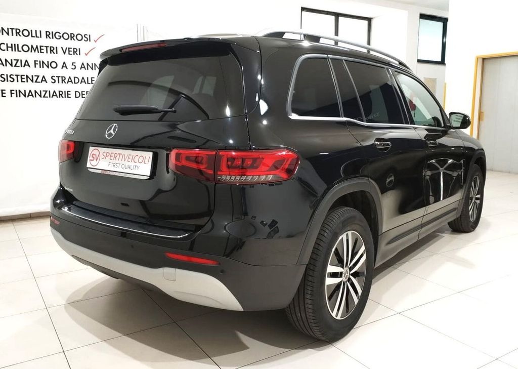 Mercedes-Benz GLB 180 2021